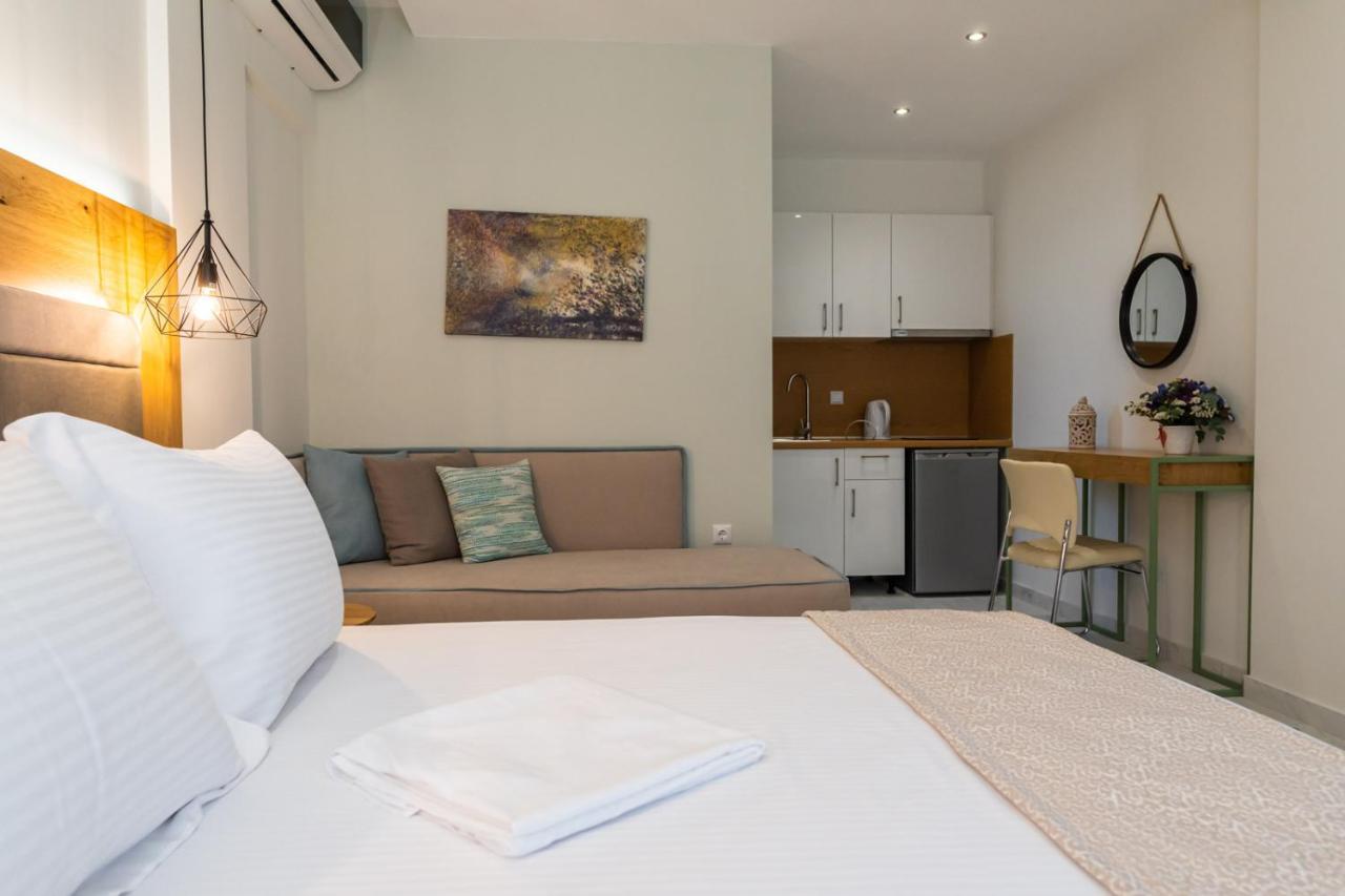Medusa Luxury Apartments Néa Péramos Dış mekan fotoğraf