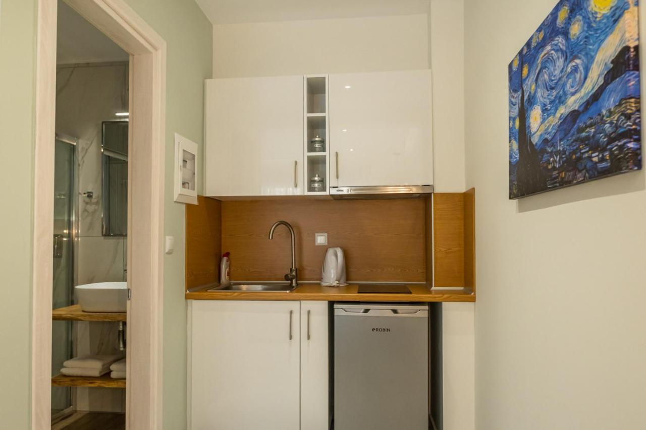 Medusa Luxury Apartments Néa Péramos Dış mekan fotoğraf