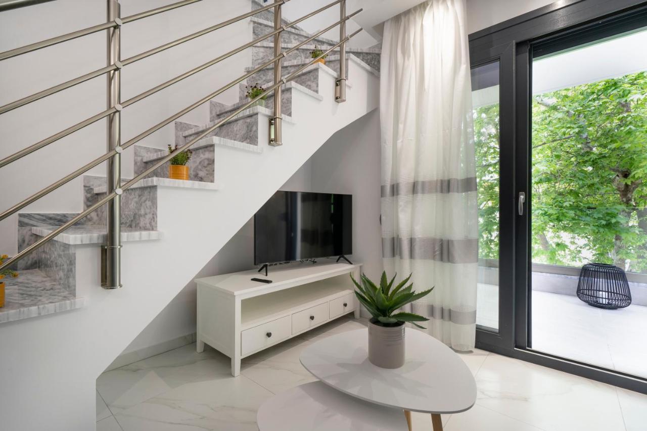 Medusa Luxury Apartments Néa Péramos Dış mekan fotoğraf