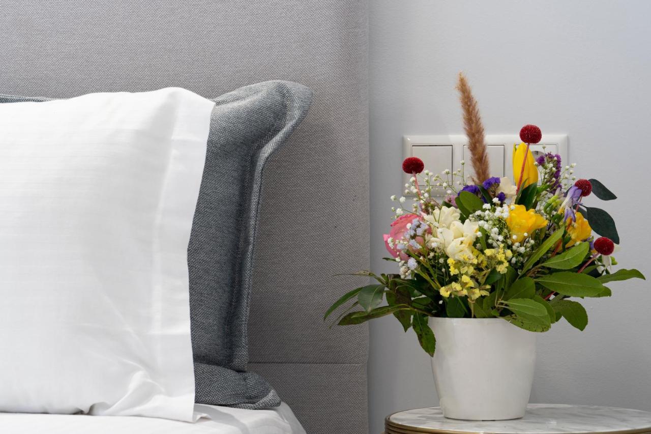 Medusa Luxury Apartments Néa Péramos Dış mekan fotoğraf